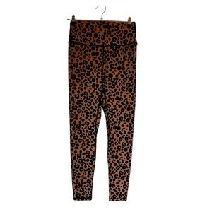 Sunzel Workout Leggings Size M Squat Proof High Waisted Leopard EUC
